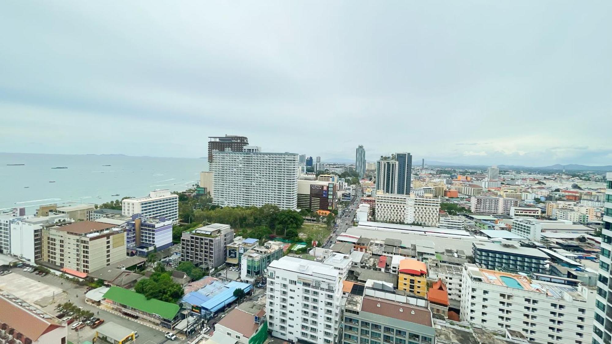 Edge Central # Utrip Pattaya Esterno foto