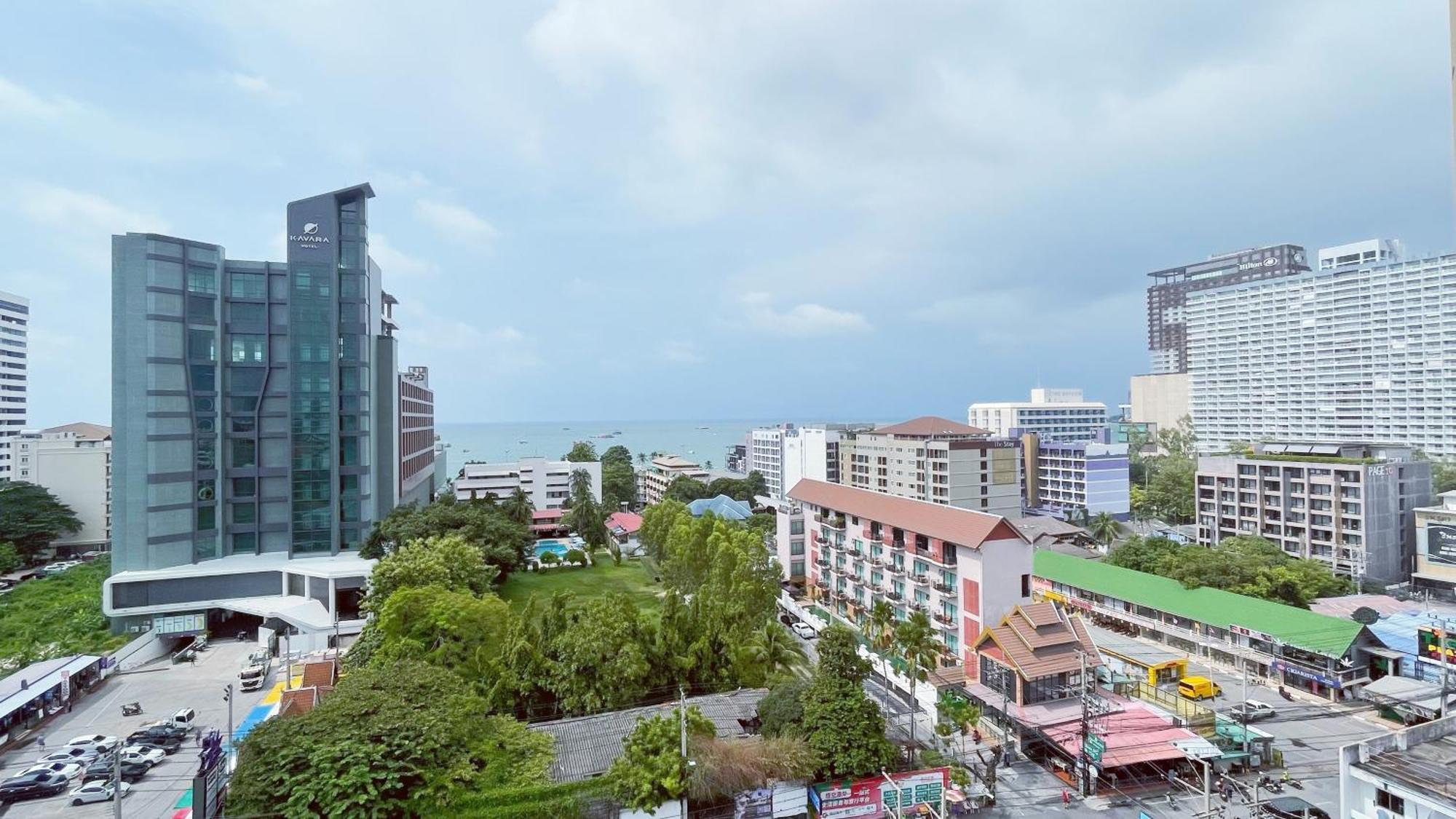 Edge Central # Utrip Pattaya Esterno foto